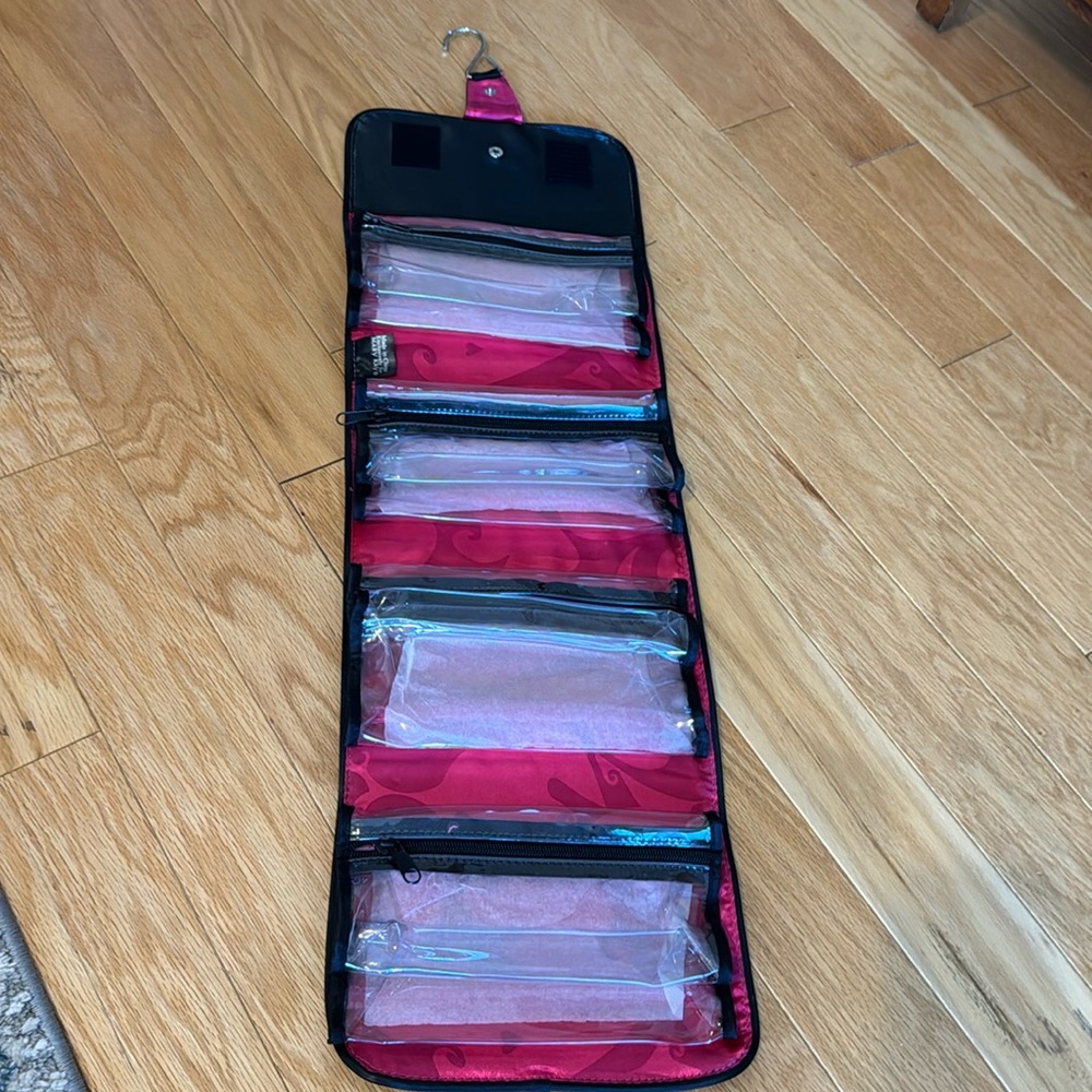 Mary Kay Travel Roll-Up Organizer Bag with Hook NEW